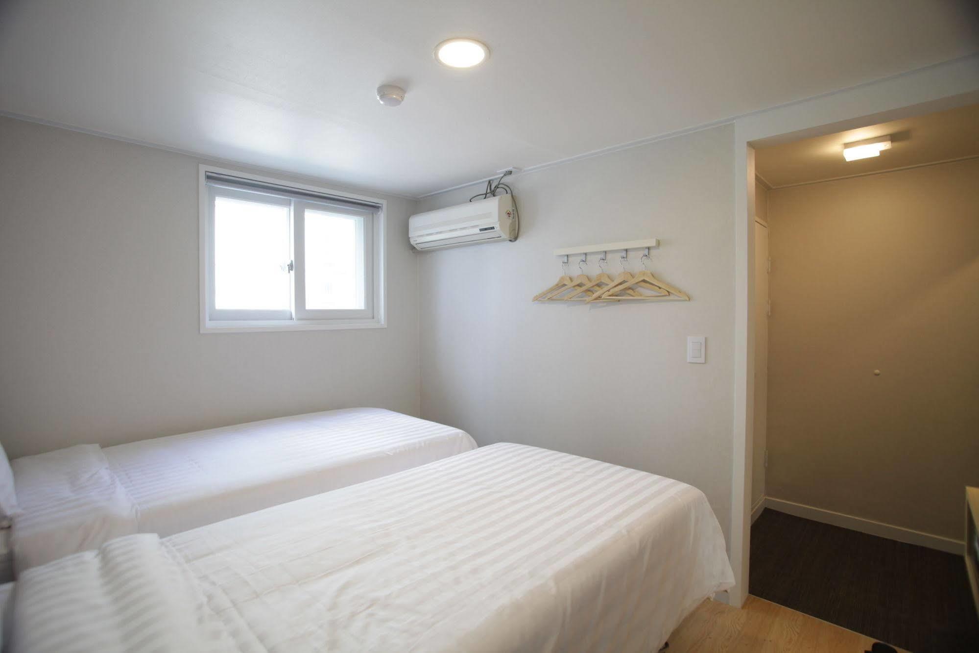Hotel Sleepy Panda Streamwalk Seoul Jongno Eksteriør billede