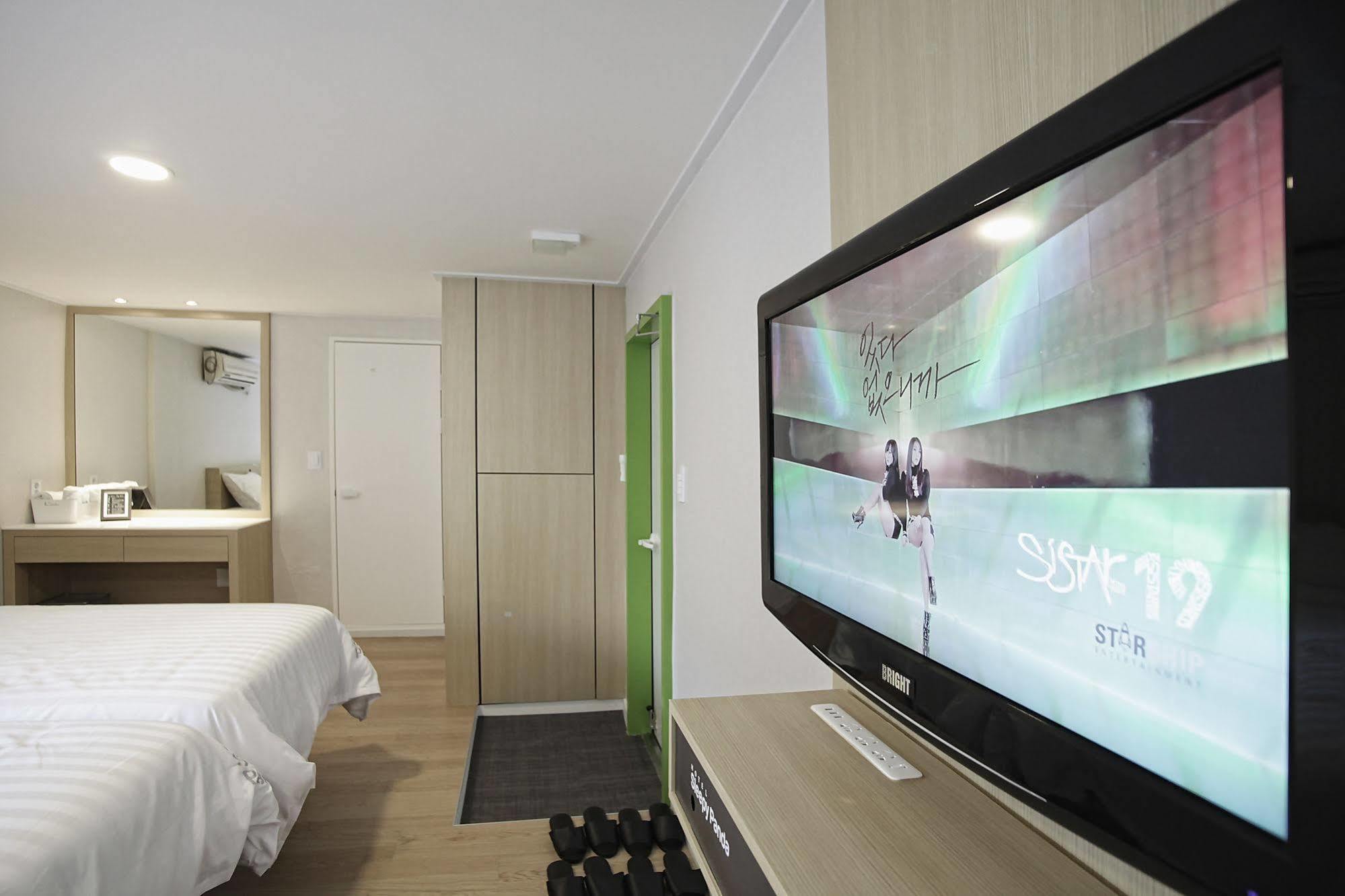 Hotel Sleepy Panda Streamwalk Seoul Jongno Eksteriør billede